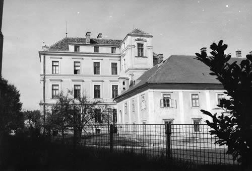 Zgodovina društva Zgodovina društva